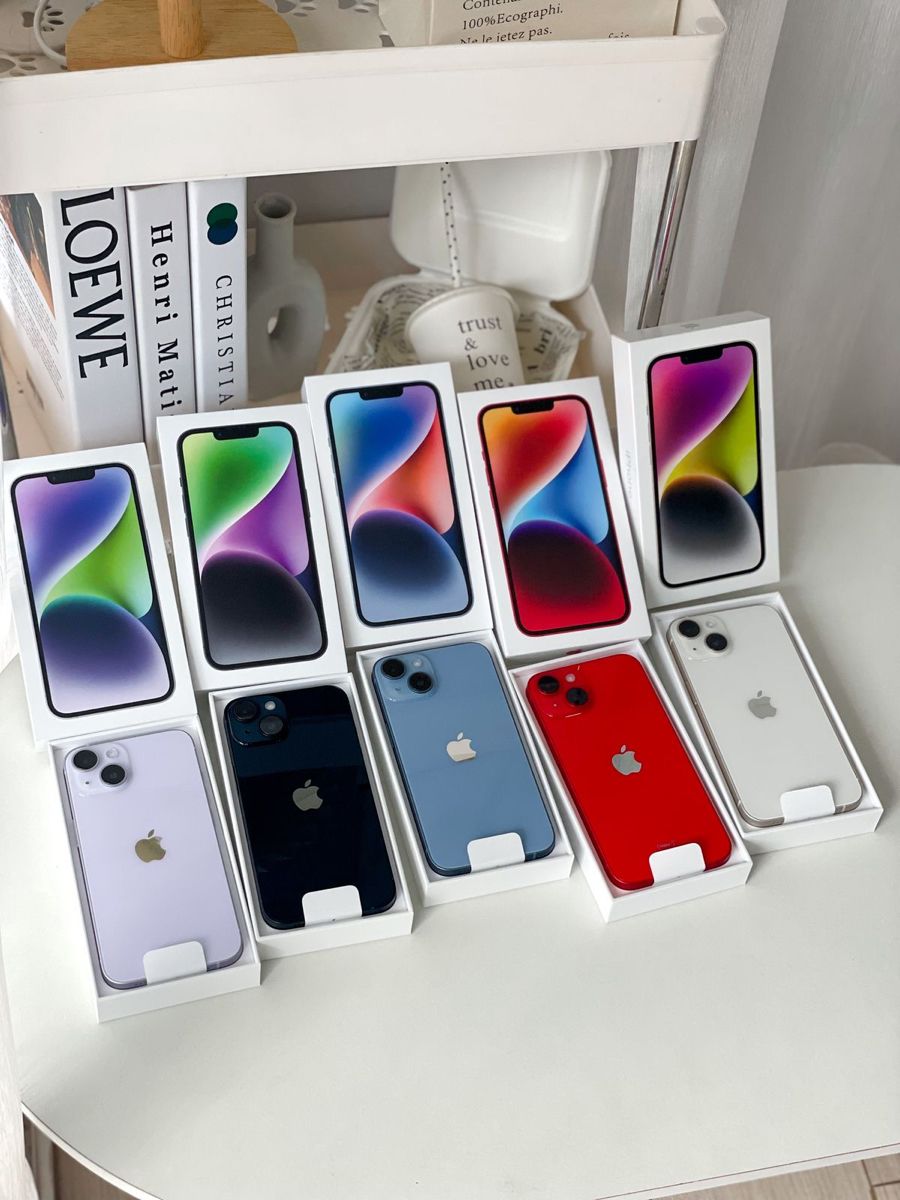 iPhone 13 colors